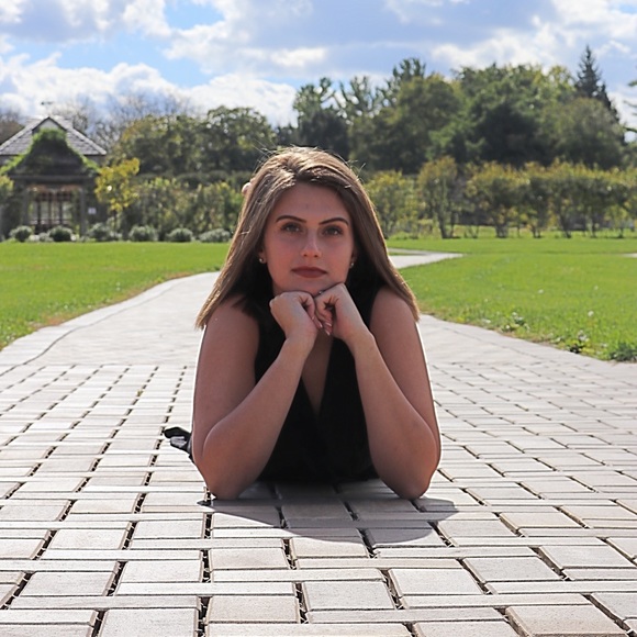 Meet your Posher, Braylee - Picture 1 of 1